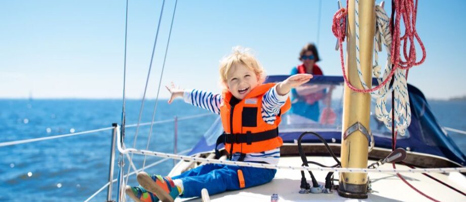 How To Help Your Kids Have Fun on a Boat Vacation